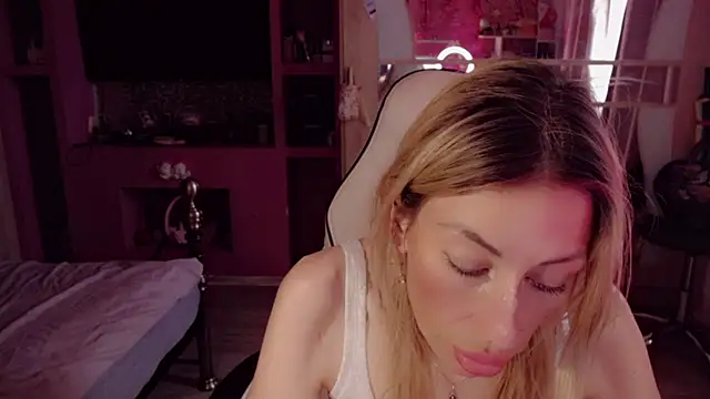 AnnieGOld_ live
