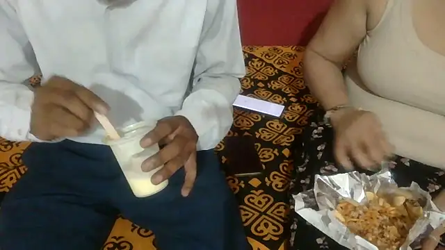 perfect-couple25 live