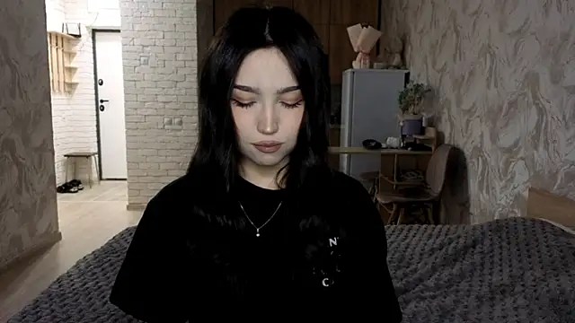 Qwami_Amie live
