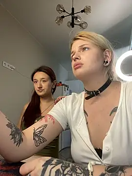 DriveThruCiri live