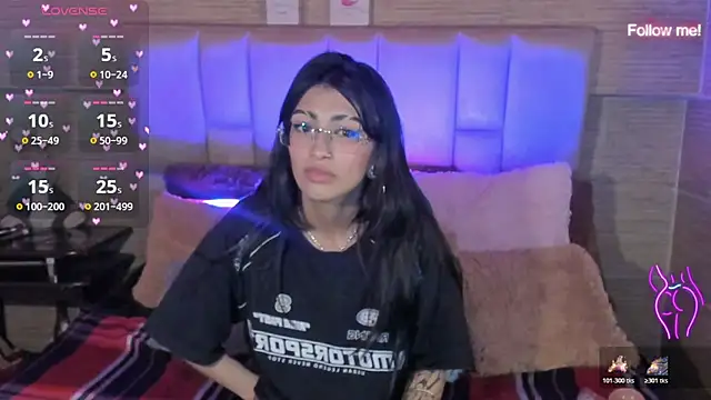 mia_devine_ live