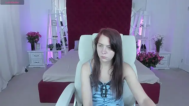 Livia_Shy live