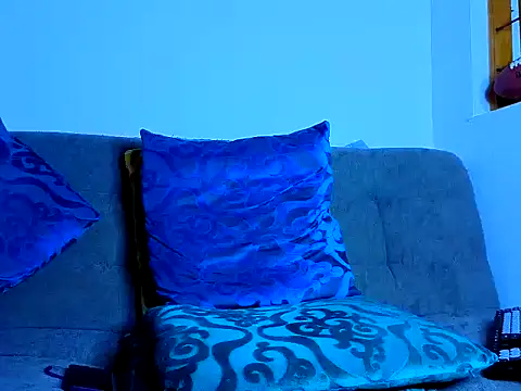 Lucien_Crow live