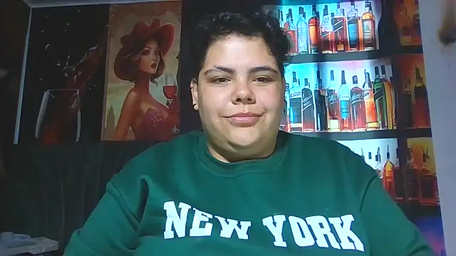 Hailey_Curvy live