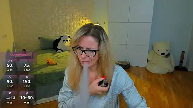 LadyIzabel live