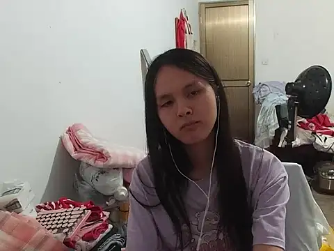 RebelAura live