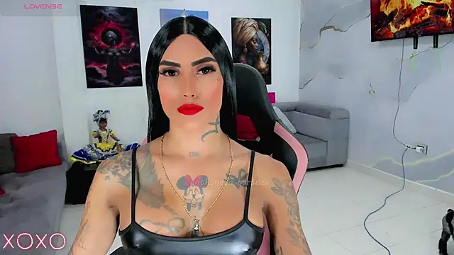 Nella_Dolls live
