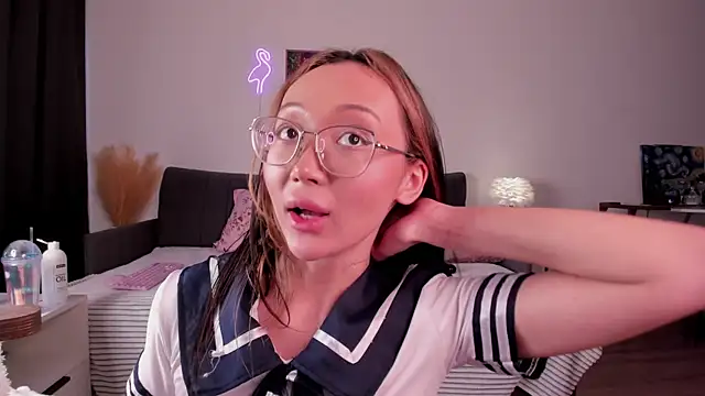naomi_asian live