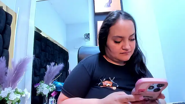 MiaRouss69 live