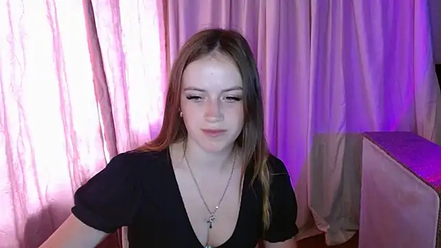 ElinaStar00 live