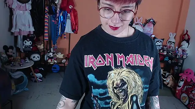 MissMiia2 live