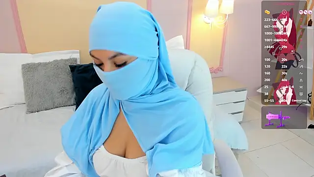 naileaa__ live