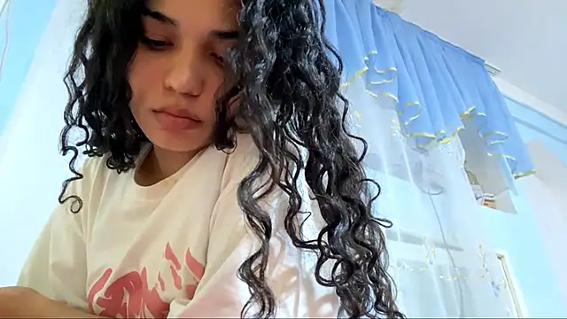 RitaPerry live