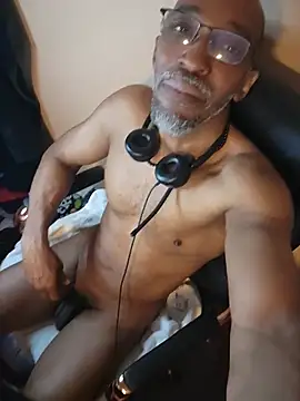 Lonelynudist59 live