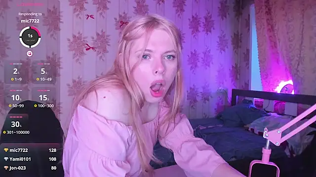 Cutie_Bambi live