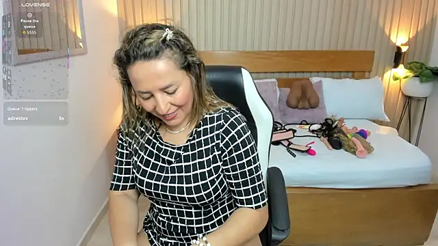 luciana_ballesteros_ live