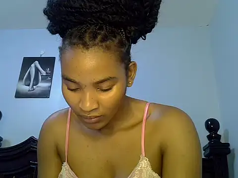 cute-alexis live