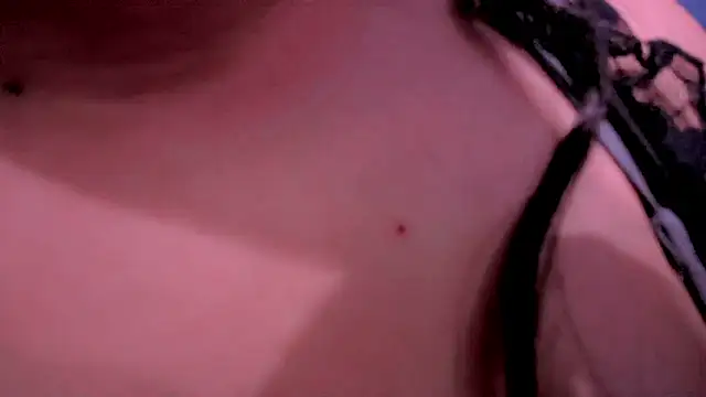 stunning_girl live