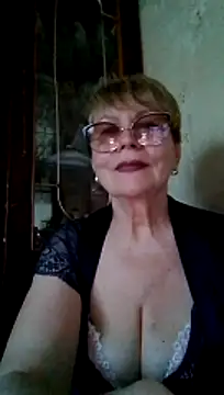 SophieBurns live