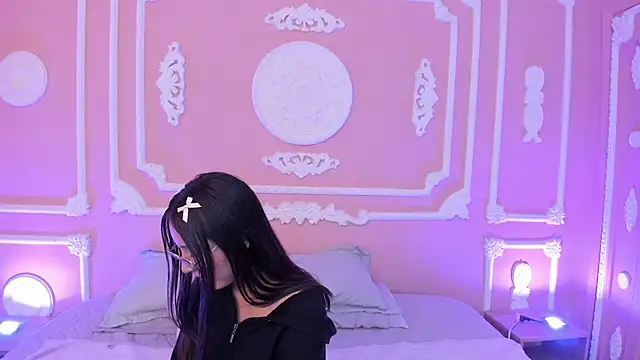 NinaSinclair live