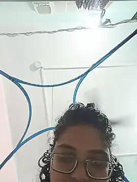 PallaviRathoreLive live
