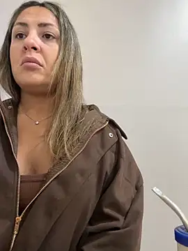 leona-david live