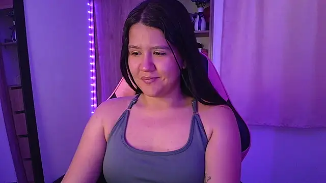 Oliviawatson1 live