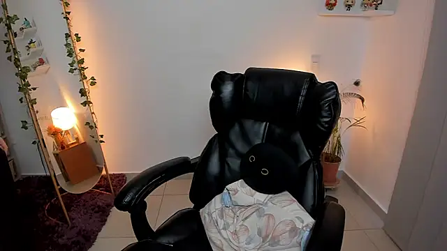 Cassandra_Caiin live