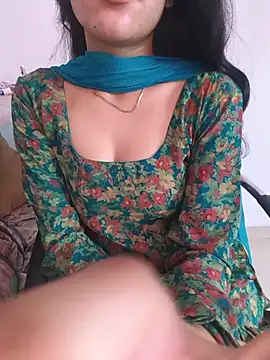 zoya_baby_ live