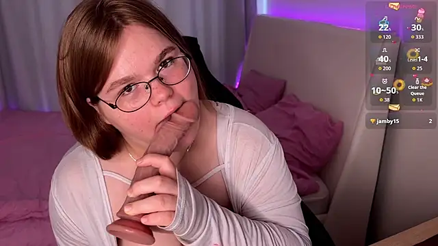 ManeelaKennedy live