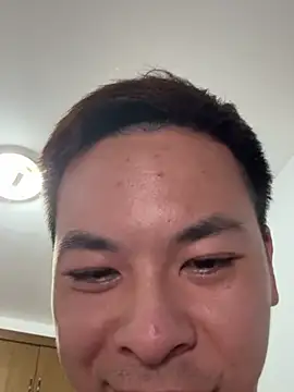 yangyang520-18girl live