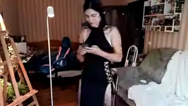 Ayyy_Wayy live