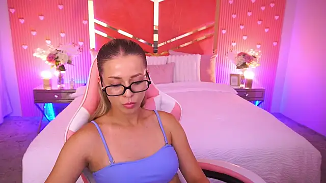 DoveLovee live