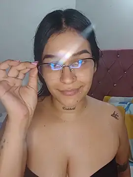 MamiRica25 live