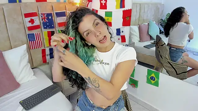 DinahCarter live