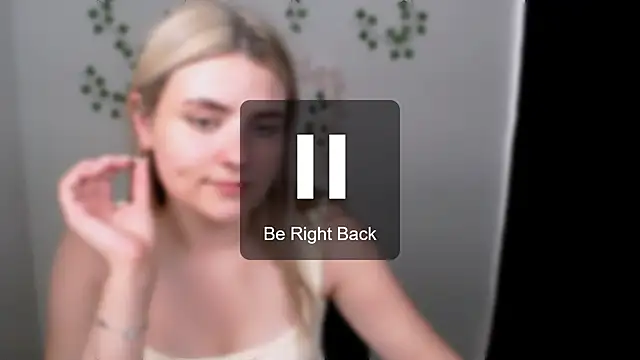 _shy_sabrina__ live
