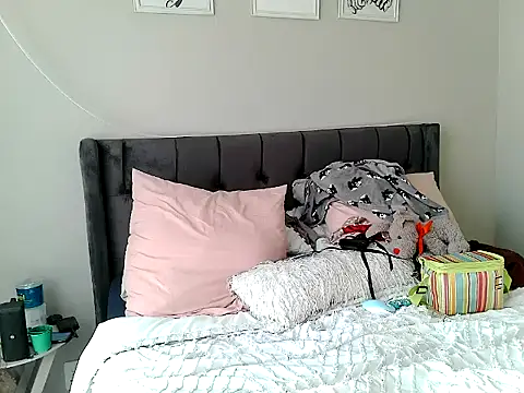 MissLaToYa live