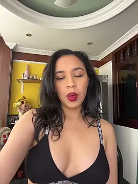 Esmerald_1111 live