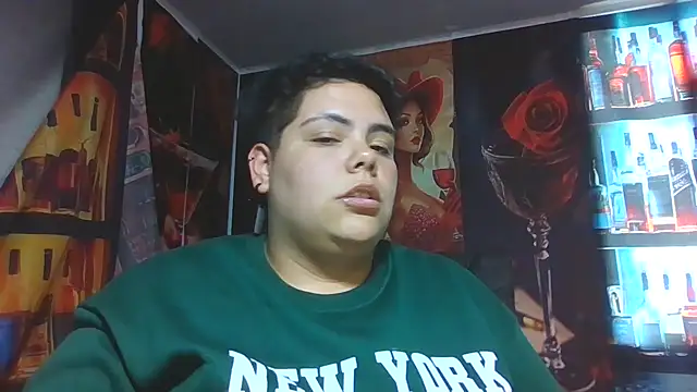Hailey_Curvy live