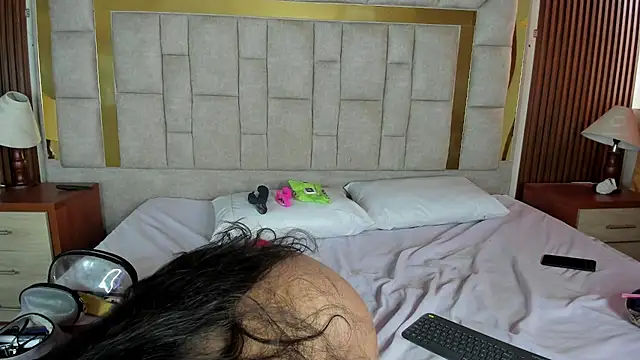 Valeer_abby live