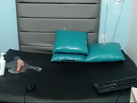 casandraroberthrs707 live