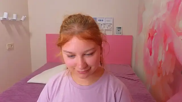 AngelinaLow live