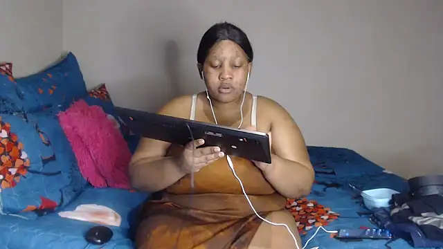 PIXIEBITCHXXX26 live