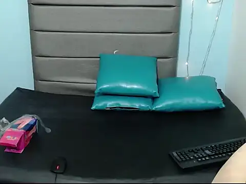 casandraroberthrs707 live