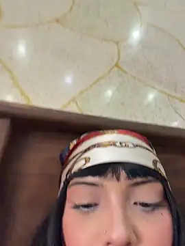 AlanaStormm live