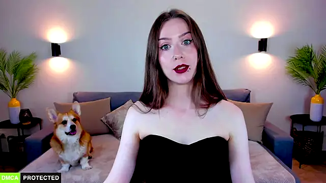 TheWoman__ live