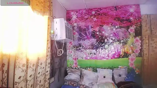 Charlotte_mh live