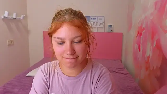 AngelinaLow live