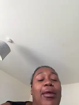 Ebonnyxx live