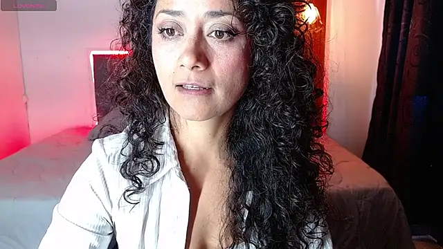 Lucy_luu_98 live